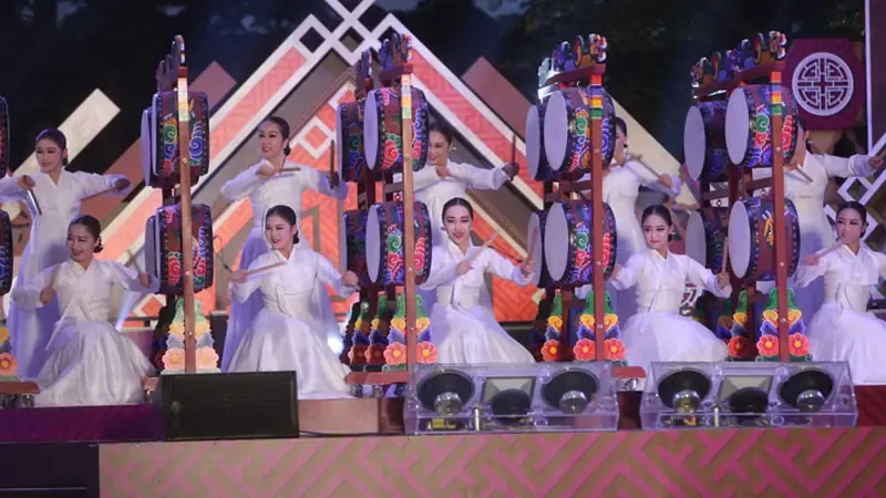 선비문화 및 다도 예절을 배우는 전통문화연수원 안마당