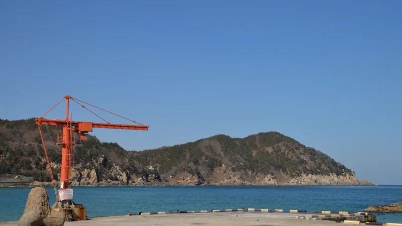 반대편 용화역사 및 용화해변 전망 파노라마