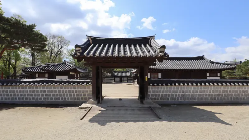 경기전 대표 포토존 울창한 대나무숲 쉼터