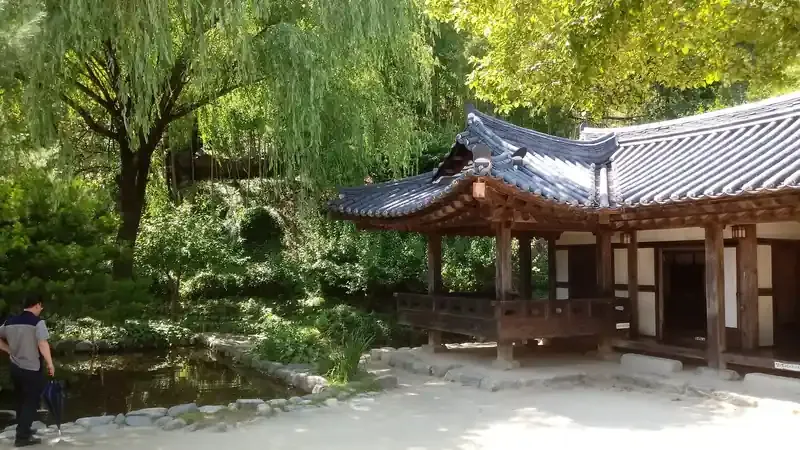 최참판댁 연못 정원 및 동정호 수변 야외 쉼터