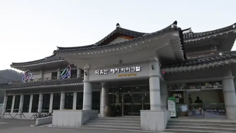 바이크텔 이용객 및 패밀리 투숙객 전용 지상 주차장
